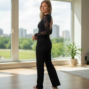 Vintage Veronique Young Elegant Black Lace 2 piece set